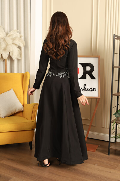 Dr Fashion Black long evening dress with long sleeves and an attractive waist cut