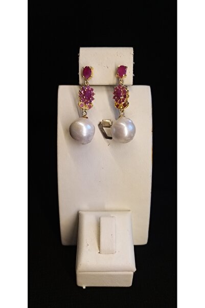 GÜNKAN GÜMÜŞ 925 Ayar Gerçek Barok İncili Yakut Taşlı Altın Kaplamalı Küpe