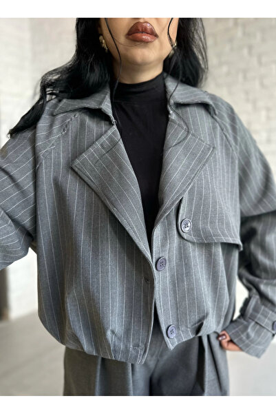 moneta boutique Γυναικείο κοντό μπουφάν με ριγέ επένδυση