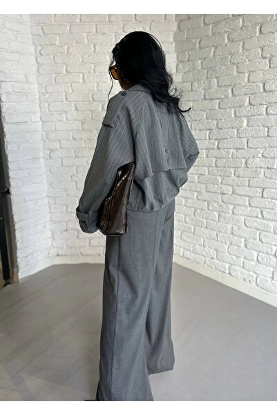 moneta boutique Γυναικείο κοντό μπουφάν με ριγέ επένδυση