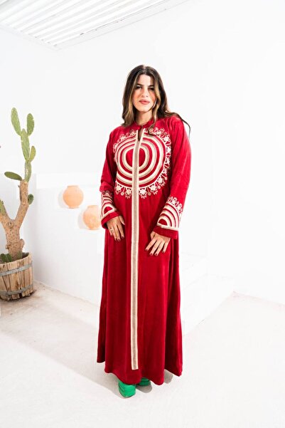 AFandina Soft velvet jalabiya with intricate embroidery and unparalleled elegance S-102