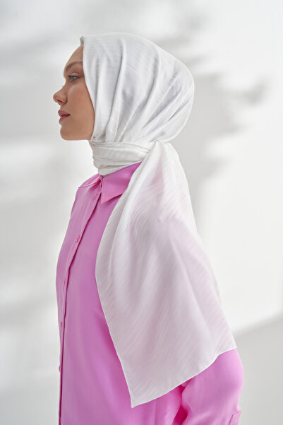 ARMANDA Nanya Jakar Line Patterned Shawl - Cream