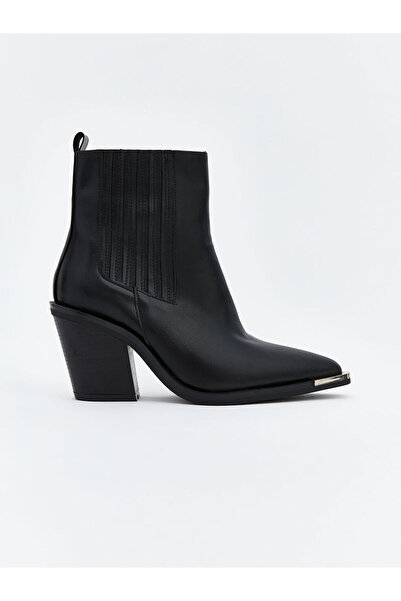 LC Waikiki Γυναικείες μπότες Leather Look