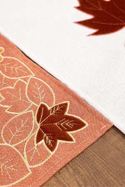 Go Veform Velvet Embroidered Thick Linen Runner and 6-Piece American Dinner Set |   Luxury Tableware Set