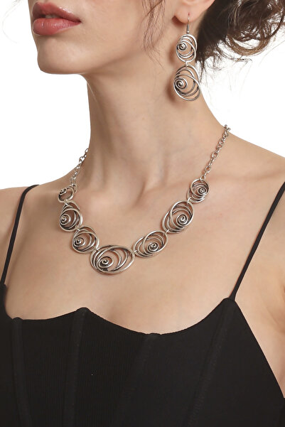 LABALABA Kadın Antik Gümüş Kaplama Sallantılı Model Gül Formlu Küpe & Kolye Seti