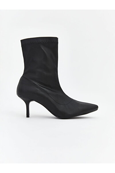 LC Waikiki Deri Görünümlü Kadın Topuklu Bot