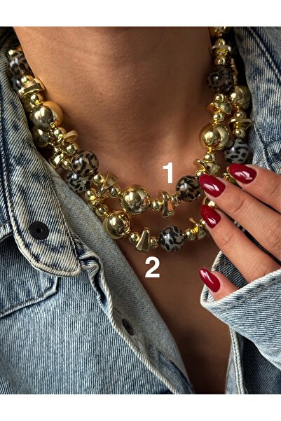 AychaAksesuar قلادة Vip (2NO YAZAN) من الخرز على شكل فهد رمادي