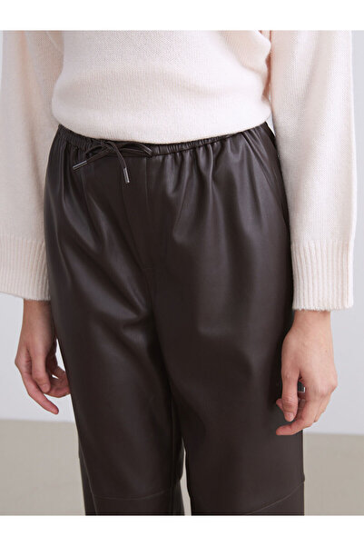 LC Waikiki Γυναικείο παντελόνι Özmarka New Season με ελαστική μέση εφέ δέρματος