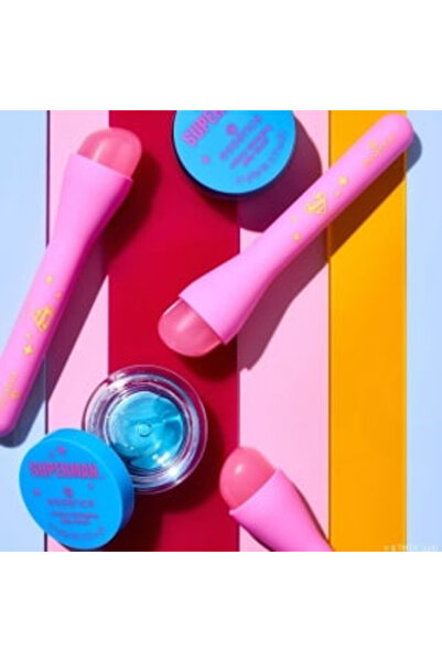 Essence Superman silicone blush brush, 1 piece,