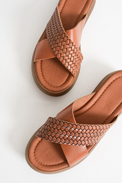 TRENDELLA Fayn Tan Knitted Patterned Genuine Leather Slippers