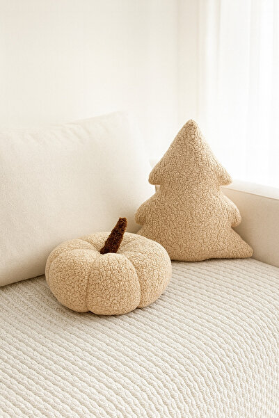 Madame Clean Home Teddy Pine Tree and Pumpkin Pillow