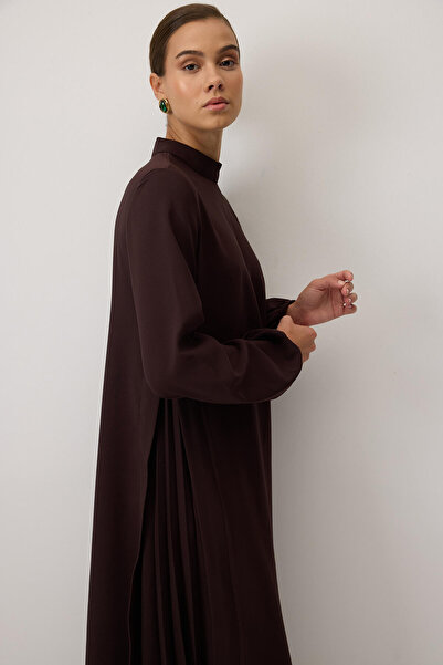 Touché Privé Pleated Crepe Dress