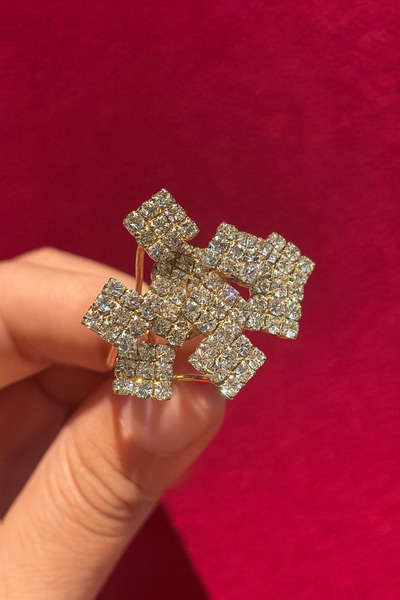 YASEMİN KAPLAN Sparkling Stone Cube Shaped Hair Clip (Set of 6)