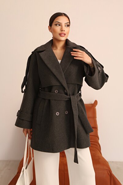 Leo Ferre Women's Dark Gray Cashmere Double-Breasted Collar Epauletted Sports Coat. 1891.