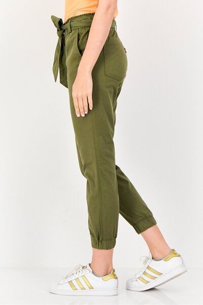 Levi's Women Regular Fit Solid Belted Jogger Pants, Dark Olive
