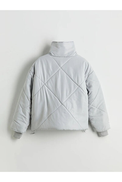 LC Waikiki Dik Yaka Kapitone Oversize Kadın Şişme Mont