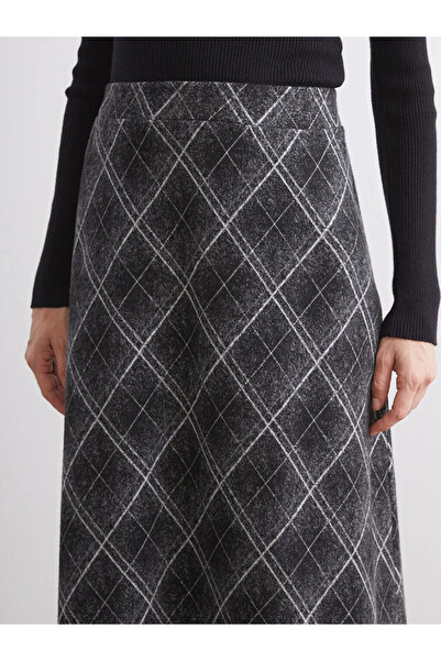 LC Waikiki Beli Lastikli Baklava Desenli Etek