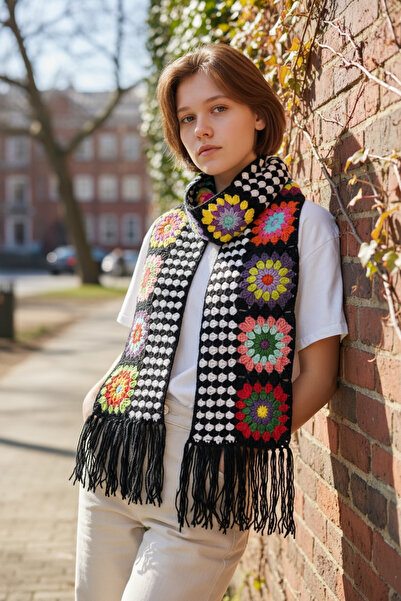 Satürn Hobi Eșarfă neagră boemă cu ciucuri cu motiv colorat tricotat