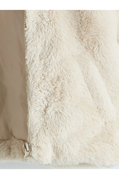 LC Waikiki Kapüşonlu Kız Çocuk Mont