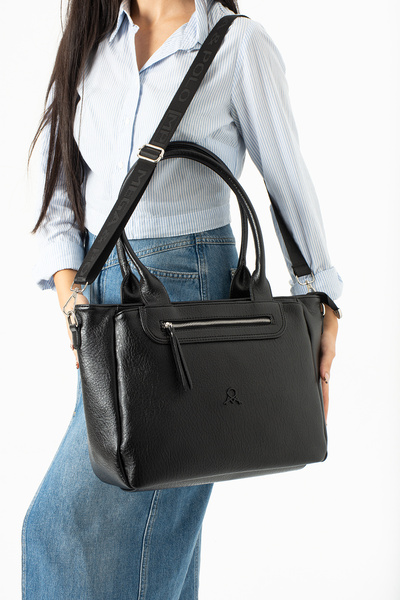 Çantartika Hem Klasik Hem Spor - Her Tarza Yakışan, Konforuyla Vazgeçilmez Ol...