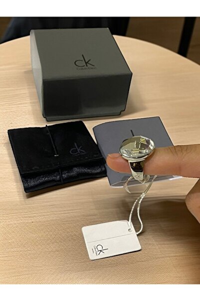 Calvin Klein خاتم نسائي فاخر وأنيق من كالڤن كلاين أصلي 100% مقاس 5 - 49 بكامل...