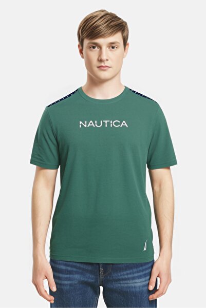 Nautica تي شيرت رجالي بطبعة جرافيكية بأكمام قصيرة ورقبة دائرية، أخضر غابي