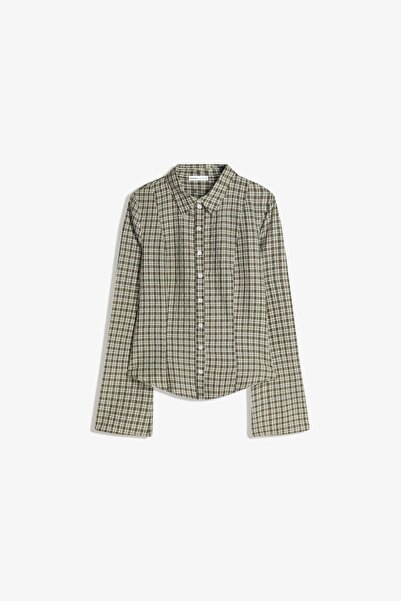 Bershka İspanyol kollu dar kesim gömlek