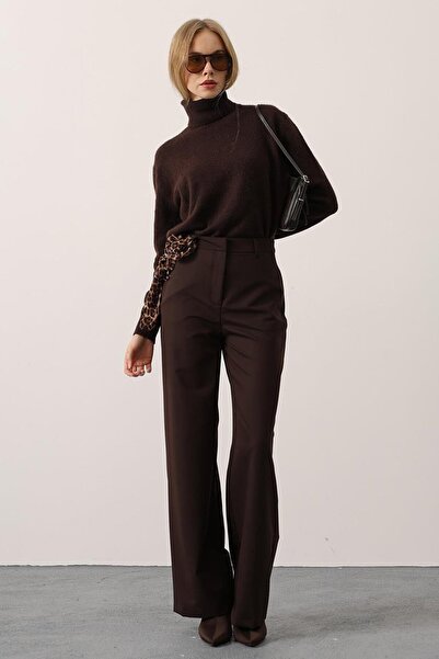 VAGGON Women's Brown Button Closure Double Pocket Palazzo Pants Vs01410