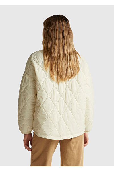 United Colors of Benetton Kadın Krem Fermuarlı Cepli Dik Yaka Kapitone Mont