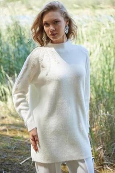 Moodbasic Premium by Boncuk Embroidered Knitwear Sweater