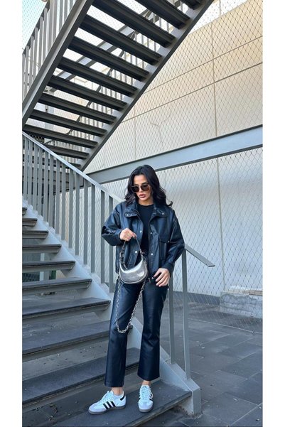 motix Yeni Sezonun İkonu: Oversize Deri Ceket