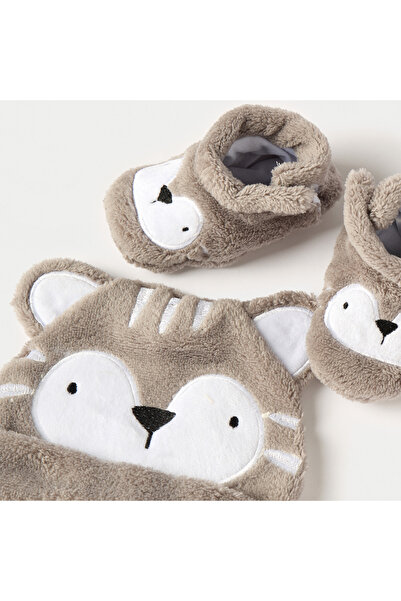 Juniors Animal Face Applique Cap and Booties Set