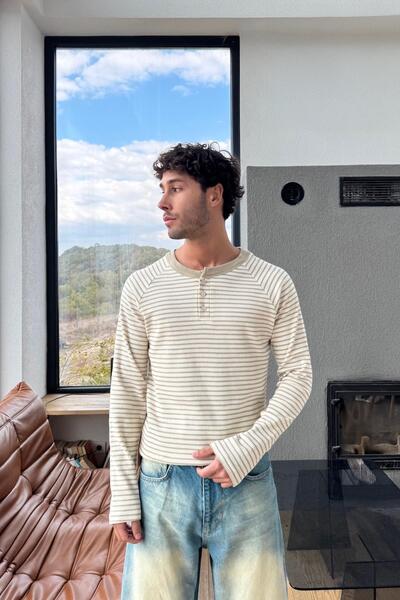 Flaw Wear Buttoned Striped T-Shirt