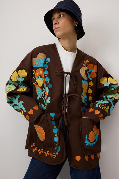 Touché Privé Embroidered gabardine coat