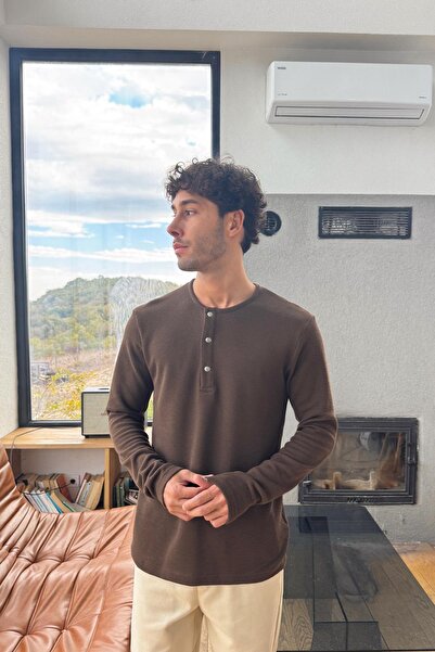 Flaw Wear Snap Fastener Oversized Long Sleeve T-Shirt