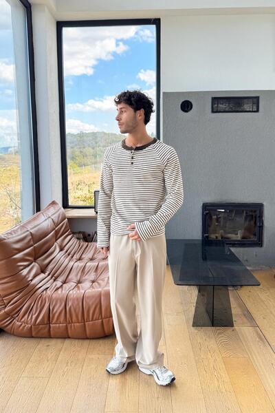 Flaw Wear Buttoned Striped T-Shirt