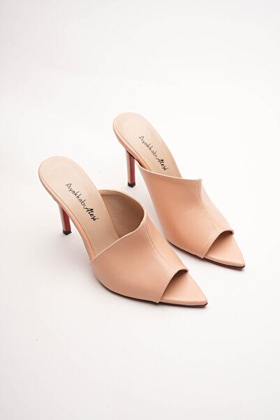 Ayakkabı Ateşi Women's Designer Thin Heeled Slippers Carolina Nude Skin