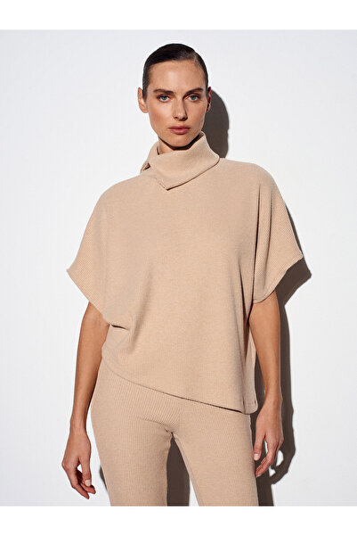 Dilvin 32239 Asymmetrical Cut High Neck Top-Beige