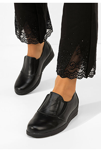 B T Shoes Evrina women's black casual shoes