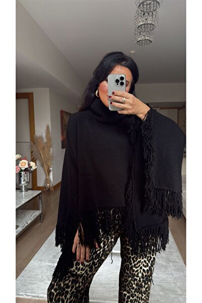 Haticepalas Tassel Detail Poncho