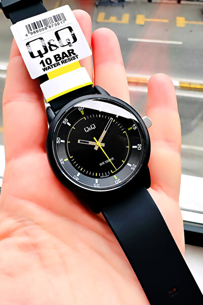 Q&Q 10 ATM Su Geçirmez Quartz Kadın Kol Saati Siyah Renk Silikon Kordon - Hediye Bileklik QQB2001C6