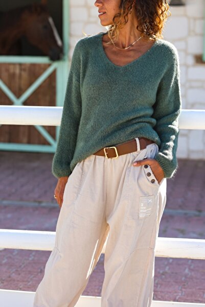 Güneşkızı Pulover casual din alpaca cu textura moale, kaki italian, cu decolteu în V 60 55