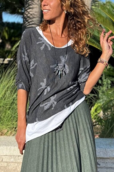 Güneşkızı Ιταλικό πουλόβερ από ανθρακί με λαιμόκοψη και σχέδιο με φύλλα, μαλακή υφή εσωτερικά και εξωτερικά, χαλαρό πουλόβερ 70 60