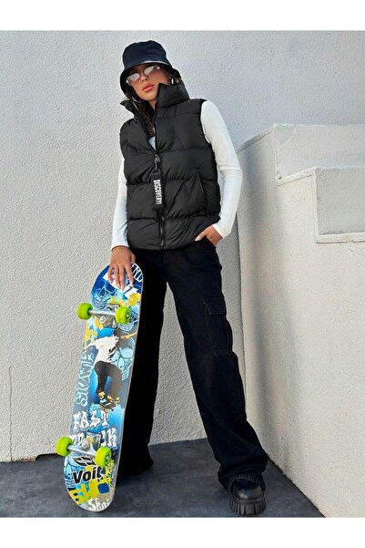 REMİS سترة سوداء قصيرة منتفخة