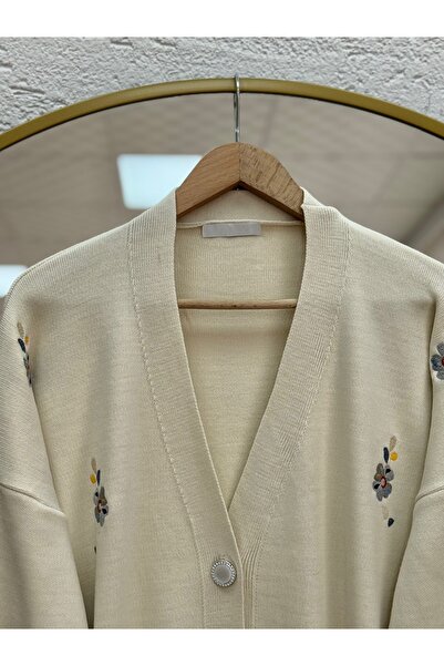BENAHOLL Ferenya Hollow Buttoned Floral Embroidered Cardigan-Zi̇6248 Stone