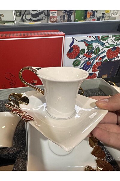 Paçi Silver and Gold Detail Gilded Figure Decorated Coffee Cup Set