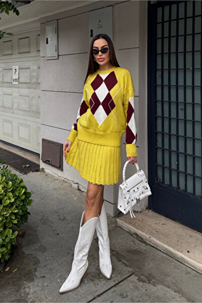 Fav Style Women's Diamond Pattern Crew Neck Sweater and Pleated Mini Skirt Top and Bottom Set Yellow