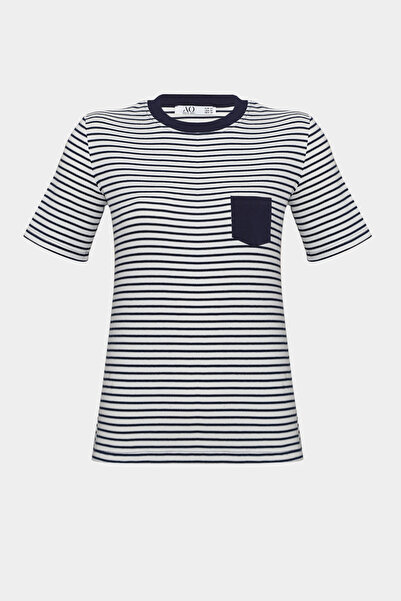 Açelya Okcu Βαμβακερό μπλουζάκι με κοντό μανίκι με ριγέ λεπτομέρεια τσέπης