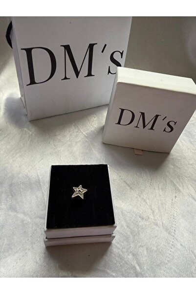 DM’s Silver Asimetrik Yıldız Gümüş Charm’ı
