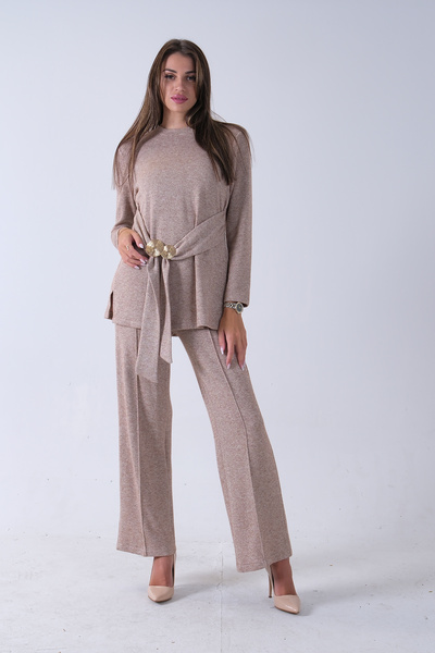 Feminist Altın Toka Detaylı Pantolonlu Takım Taş 4577282